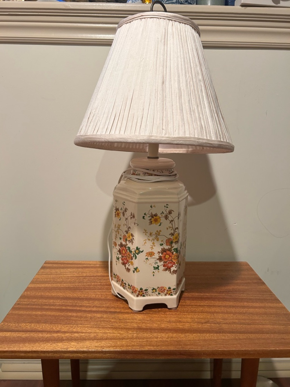 2 vintage Floral Ceramic Table Lamp with Cream Shade